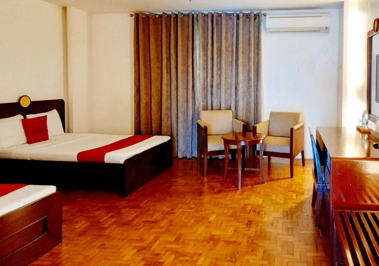 RedDoorz Plus near Mango Avenue Cebu Ruang foto